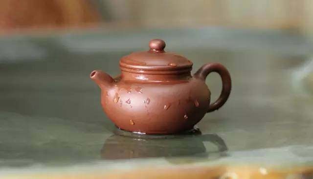 泡普洱茶，用什么样的紫砂壶比较好