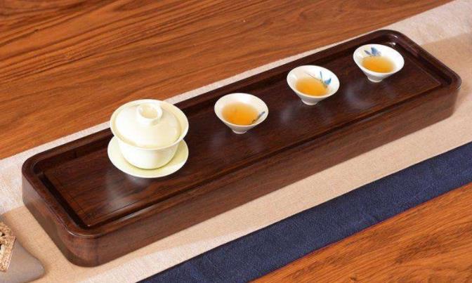 茶是什么，是我们这个世界的温柔试探，也是柴米油盐酱醋茶