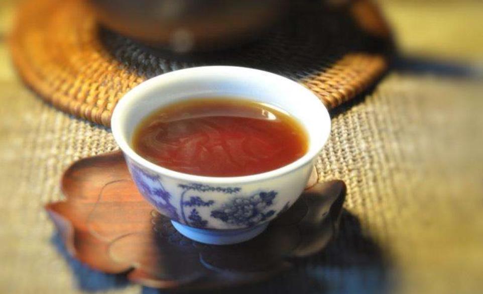 泡茶时茶汤中的杂质为何物，新手入门懂茶第一课