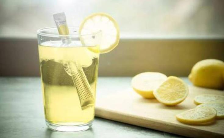 柠檬与绿茶泡水的功效与作用