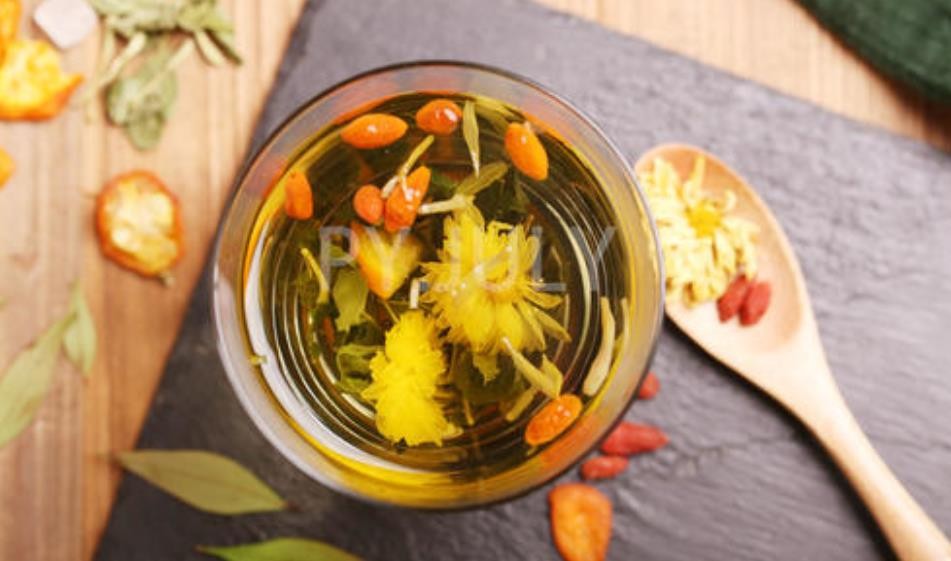 黄芪和菊花泡水喝有什么作用和功效