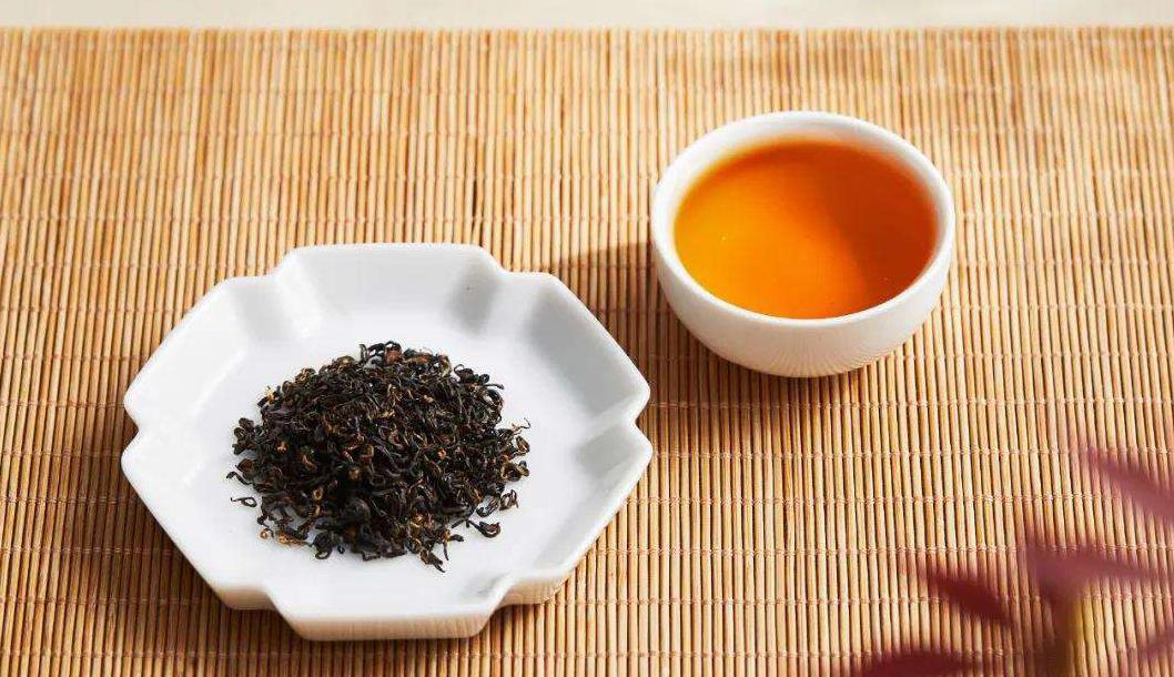 红茶的各种味道是怎么调出来的
