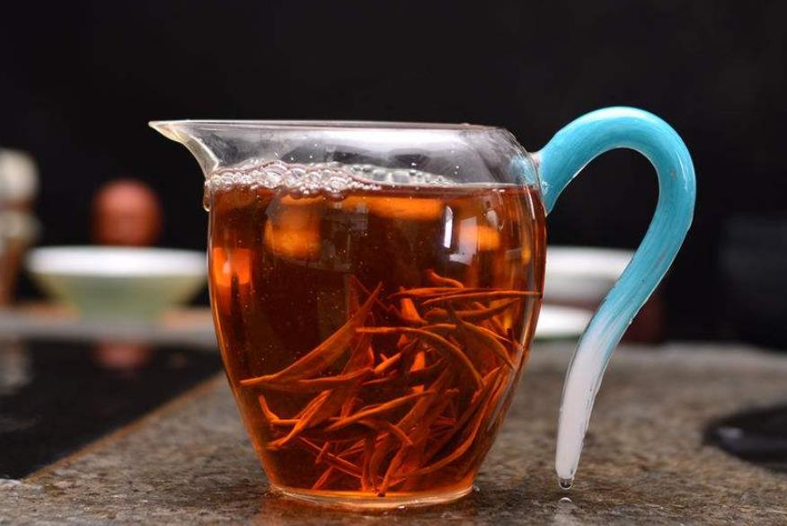 红茶什么时候喝对身体有好处