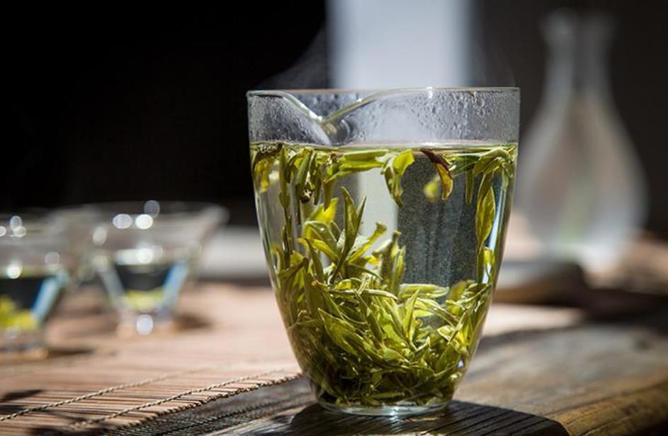 绿茶多少度水泡合适