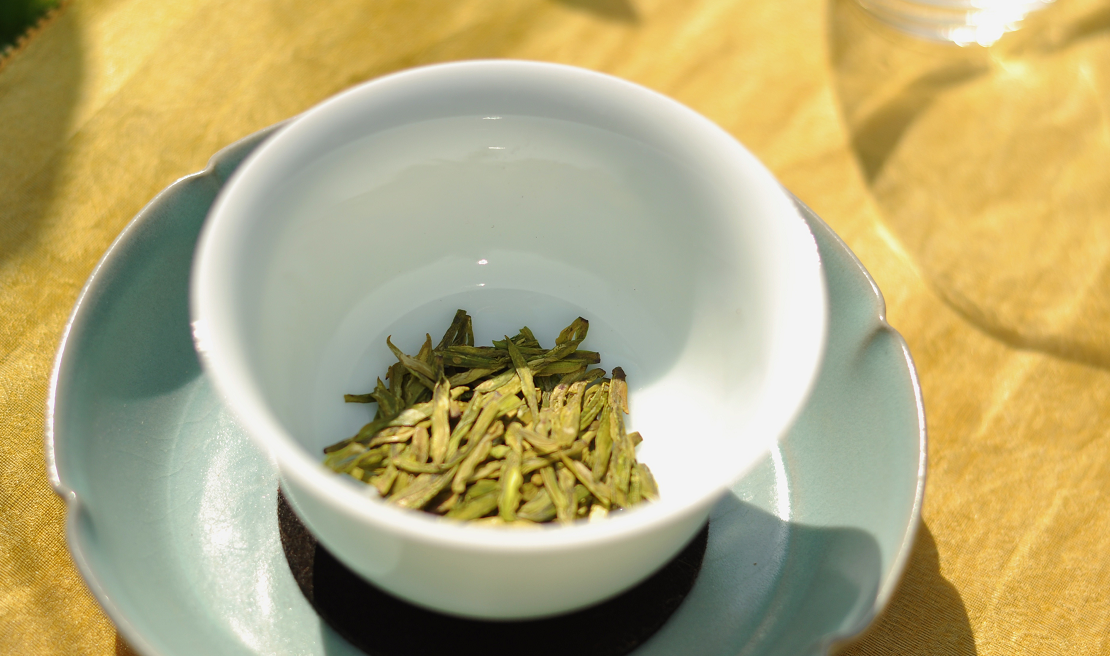 春茶的第一口“香水”，西湖龙井茶
