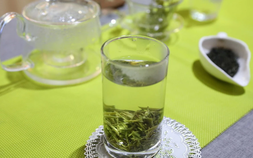 绿茶和乌龙茶的区别