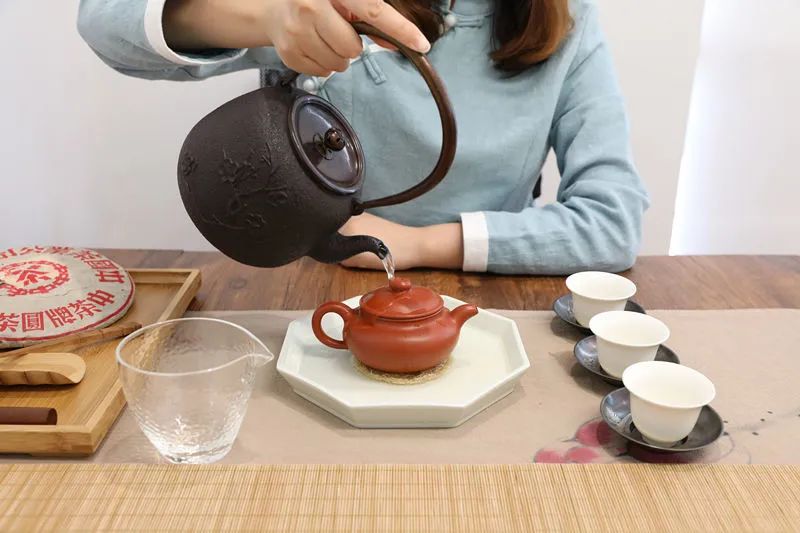 一个人泡茶茶壶的容量多大适宜